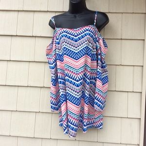 ⛱Kenneth Cole Cold Shoulder Top